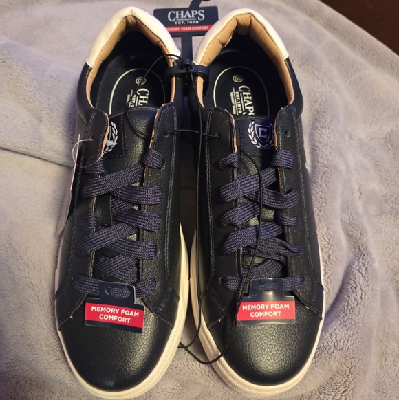 Chaps Other - Chaps Men's Navy and Cream Low-Top Memory Foam Sneakers